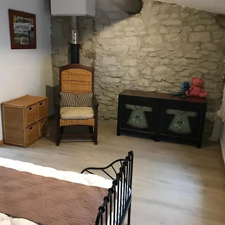 Сasa de vacaciones Le Grenier De Manée Villemoustaussou