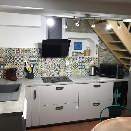 Le Grenier De Manee * Villemoustaussou